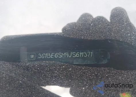 2018 Chevrolet Cruze Lt Auto z USA, uszkodzony, nr VIN 3G1BE6SM9JS611371